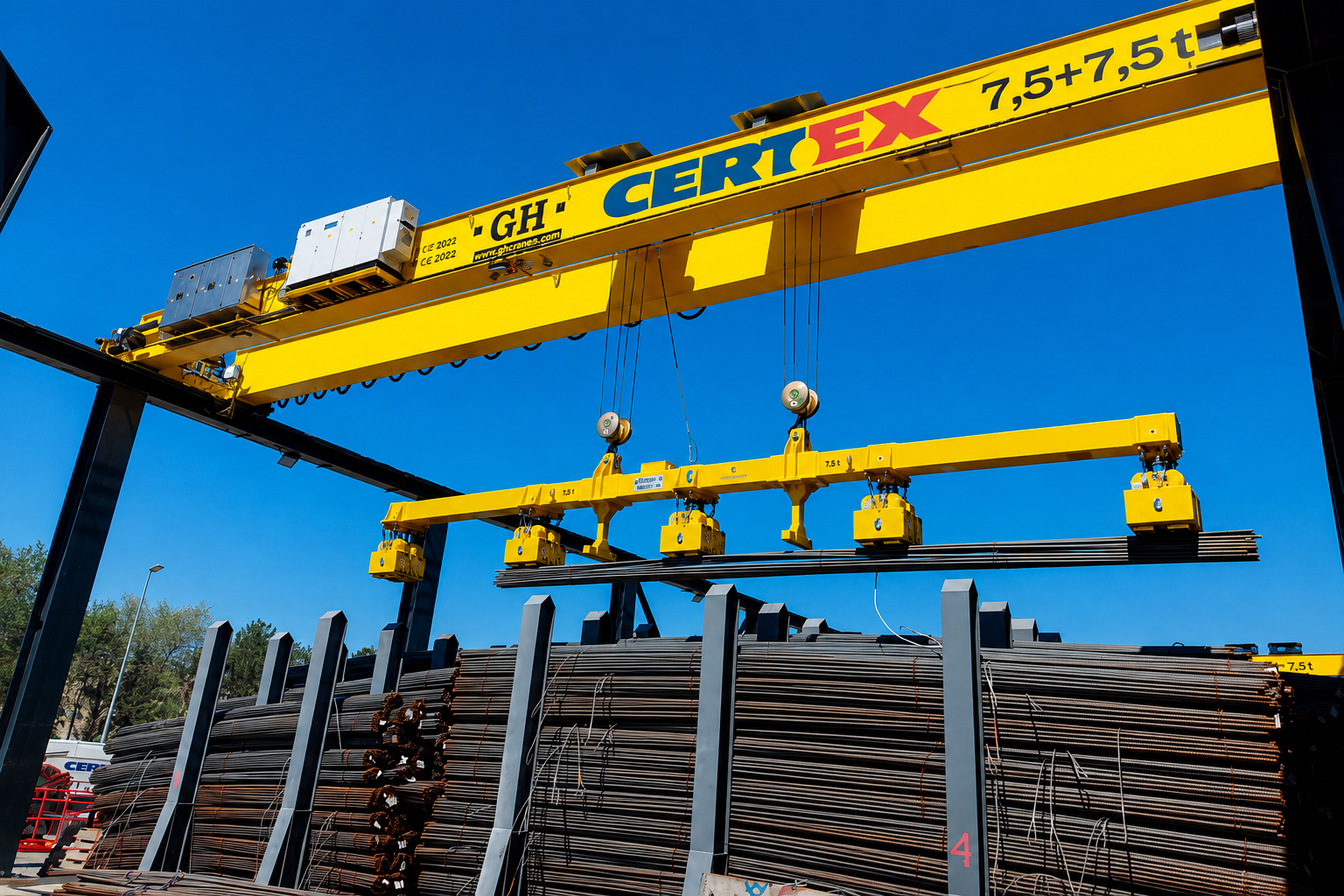 Overhead bridge crane for industrial material handling